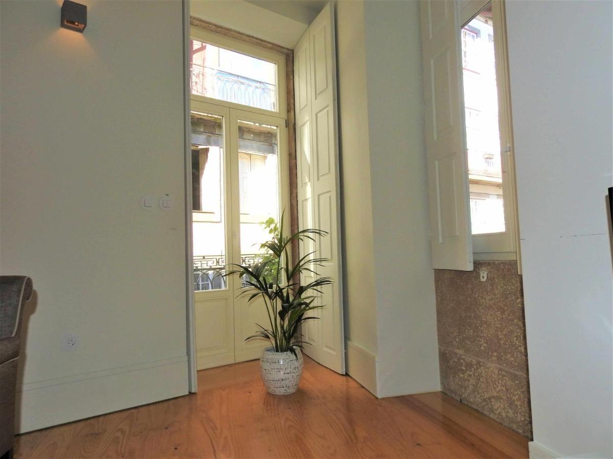 Oporto Delight 1 Luxury Apartment In Historic Center With Balcony Max 4 P Exterior foto