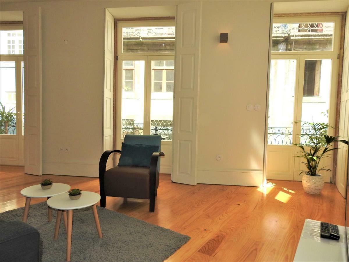 Oporto Delight 1 Luxury Apartment In Historic Center With Balcony Max 4 P Exterior foto