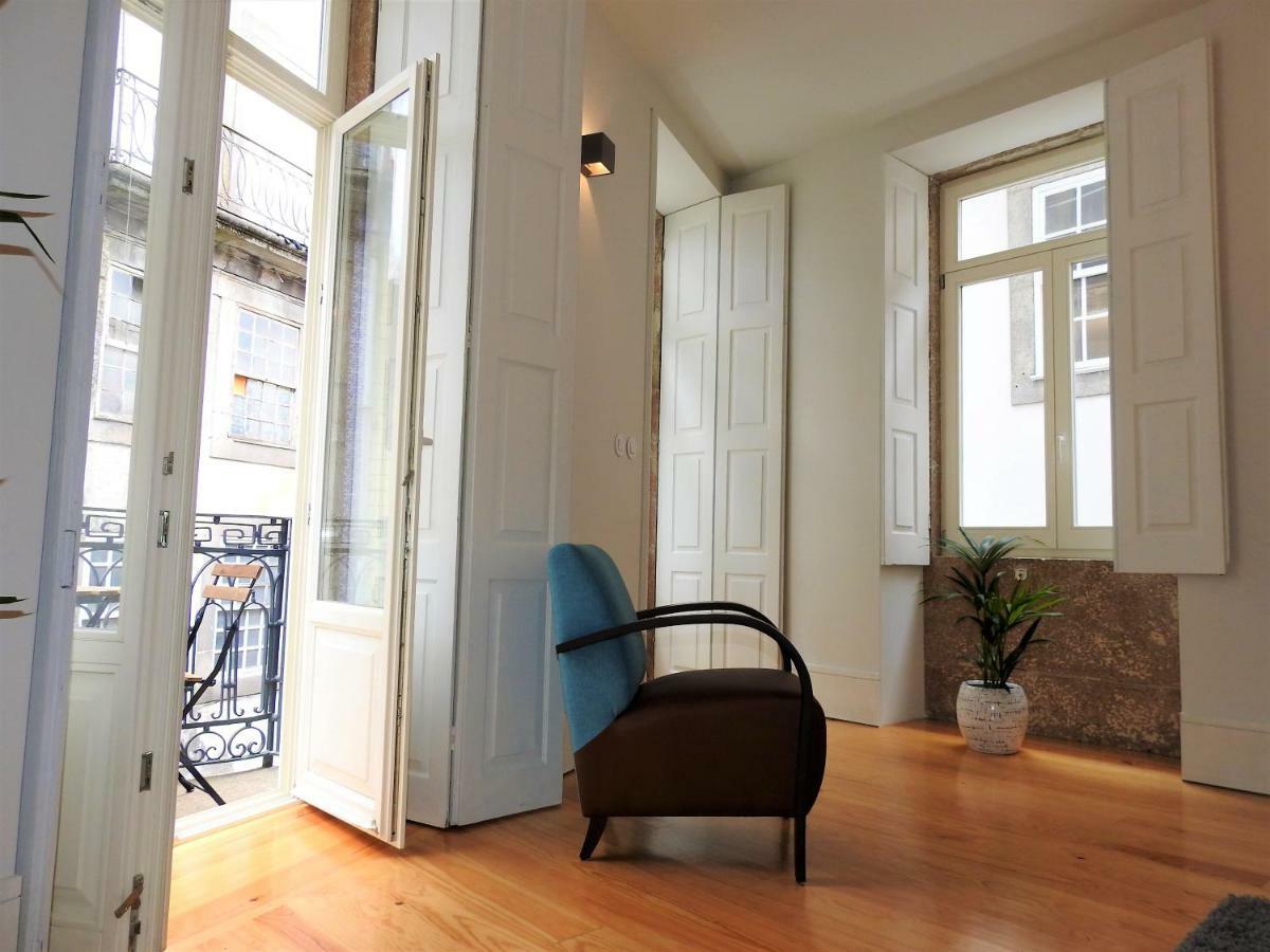 Oporto Delight 1 Luxury Apartment In Historic Center With Balcony Max 4 P Exterior foto